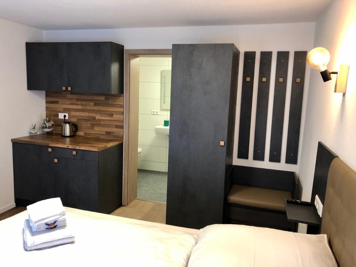 City Apartments, Outlet 100 Meter 메칭엔 외부 사진